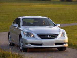 Lexus LS460 2006 года